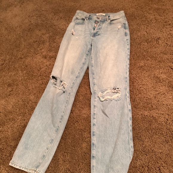 Pink Top and Light Blue Ripped Jeans - Picture 7 of 7